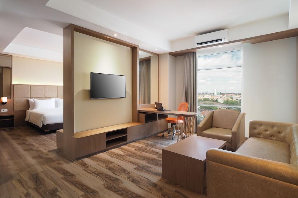 Horison Ciledug Jacarta Exterior foto